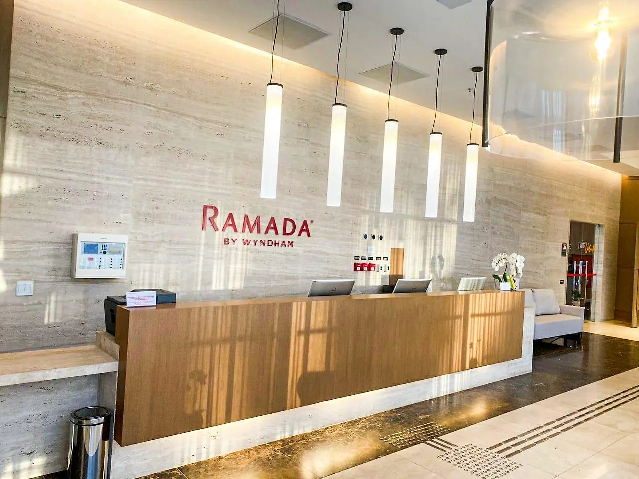 Ramada By Wyndham Brasilia Alvorada Hotel