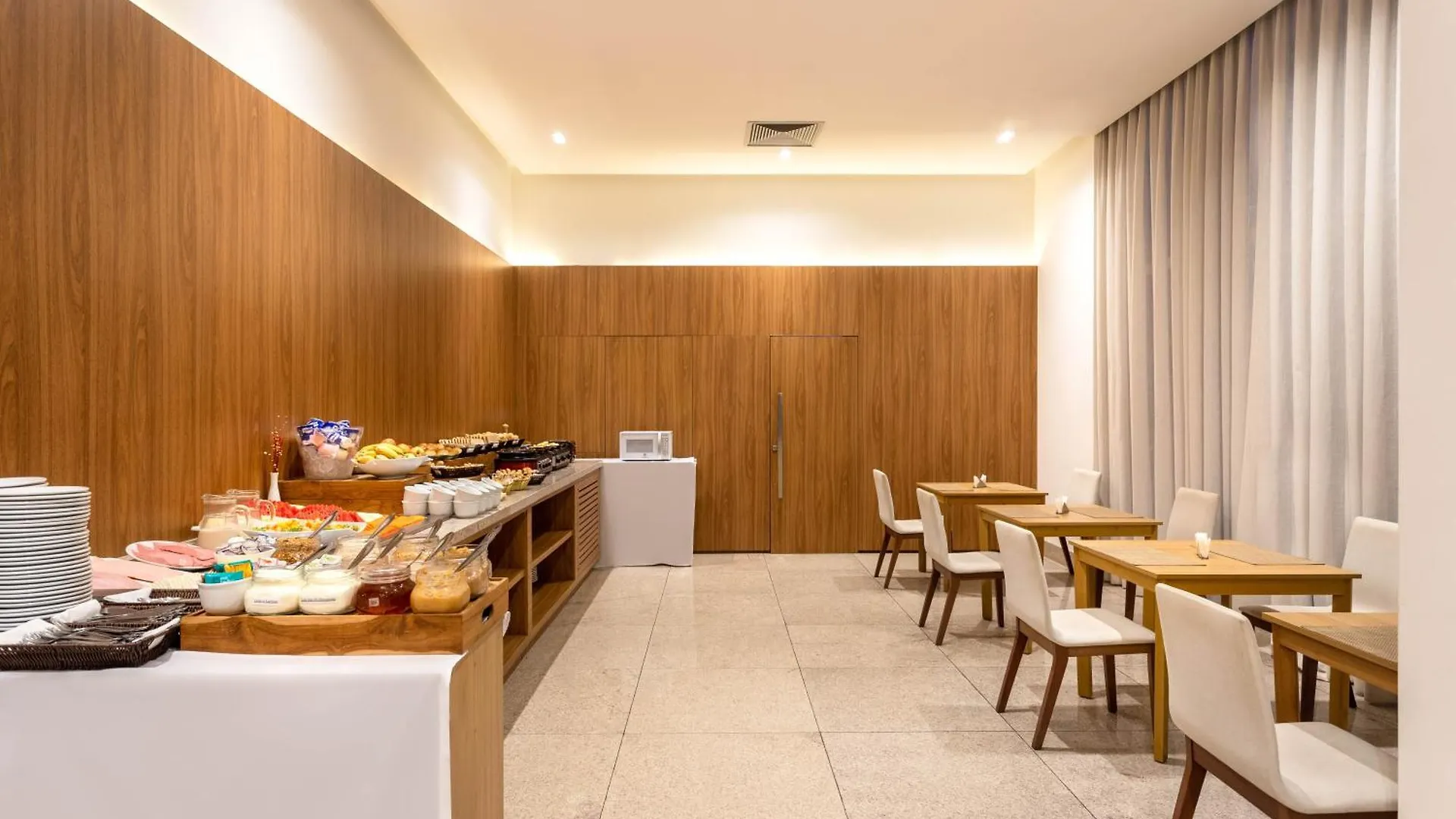Ramada By Wyndham Brasilia Alvorada Hotel